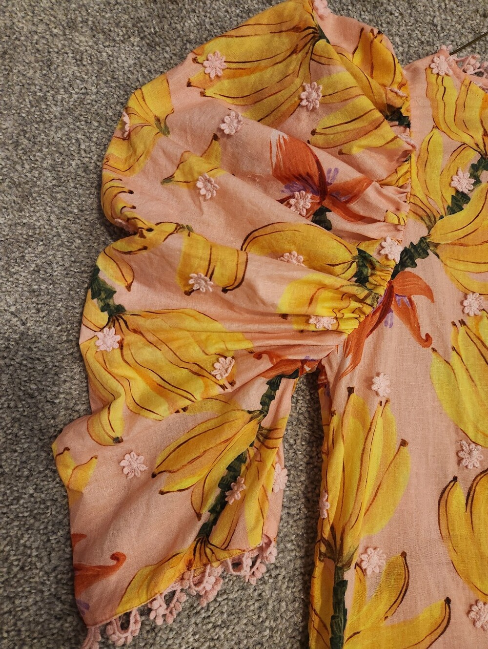 FARM Rio Pink Banana-Print Puff-Sleeve Blouse - XS - Picture 9 of 12